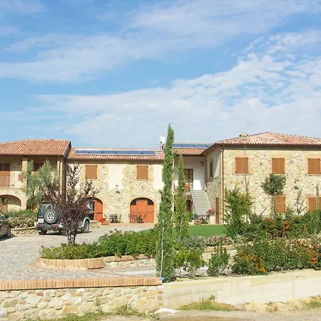 Sleeps 5 Pool Wifi T762840