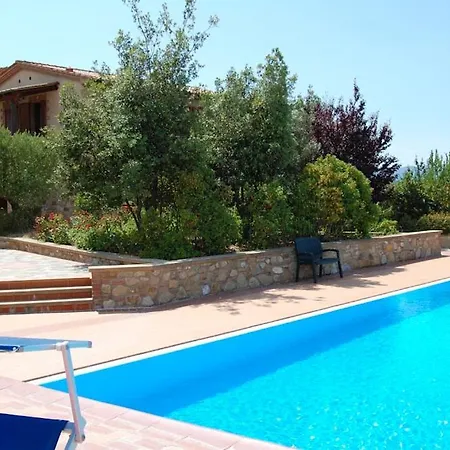Sleeps 5 Pool Wifi T762840 Apartment