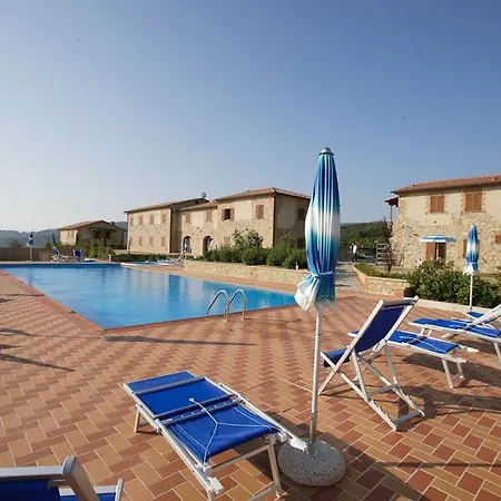 Sleeps 5 Pool Wifi T762840 *